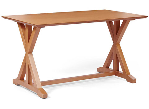Oregon wooden table with particularly wooden feet